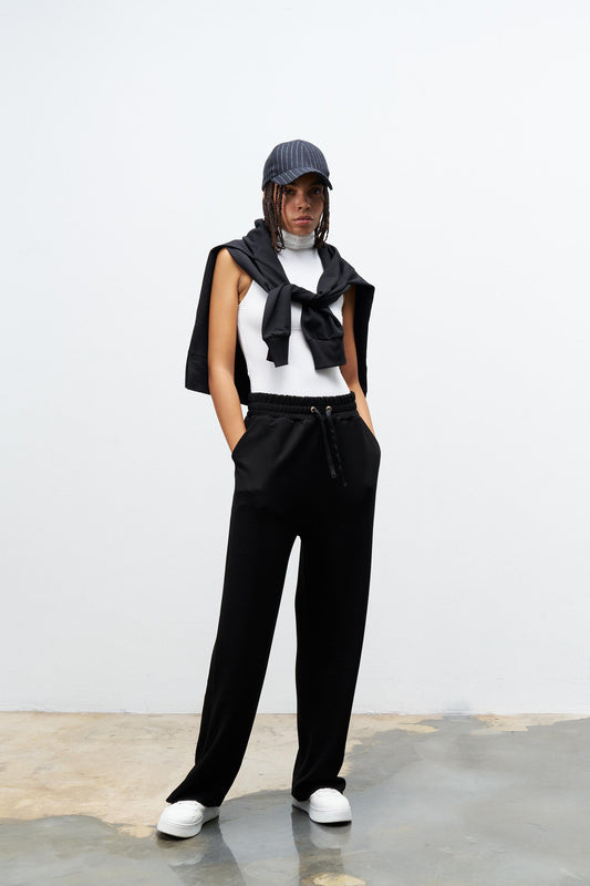 Comfortable Fit Trouser - Black