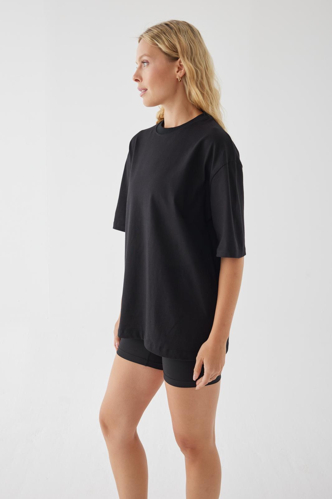 SERENITY OVERSIZE T-SHIRT BLACK