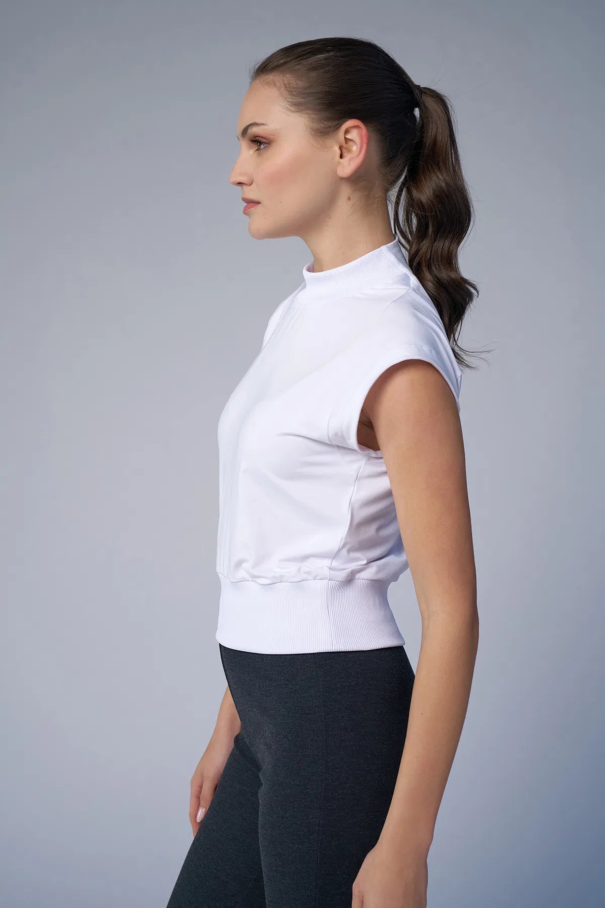 White Basic Crop Top