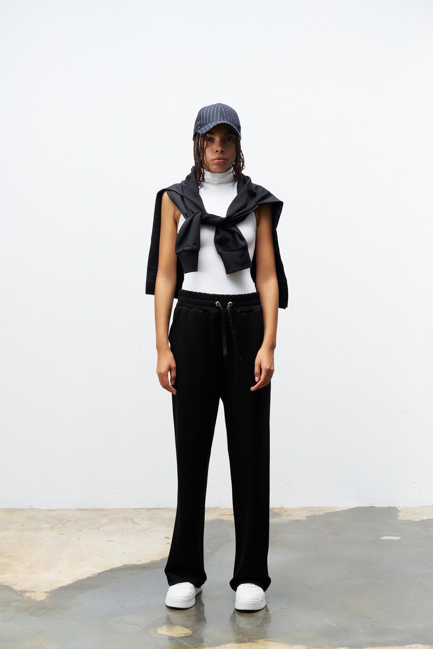 Comfortable Fit Trouser - Black