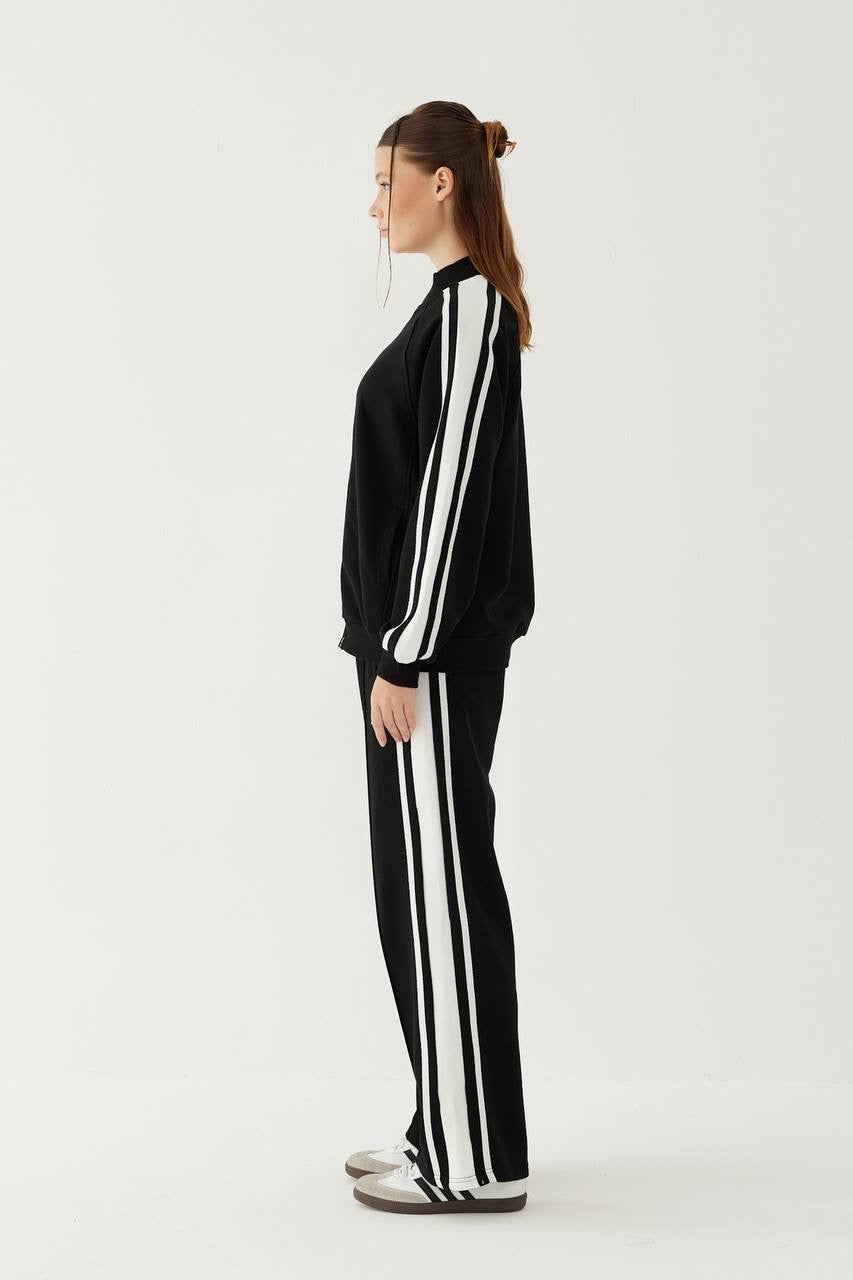 Stripe Detailed Zippered Black Tracksuit