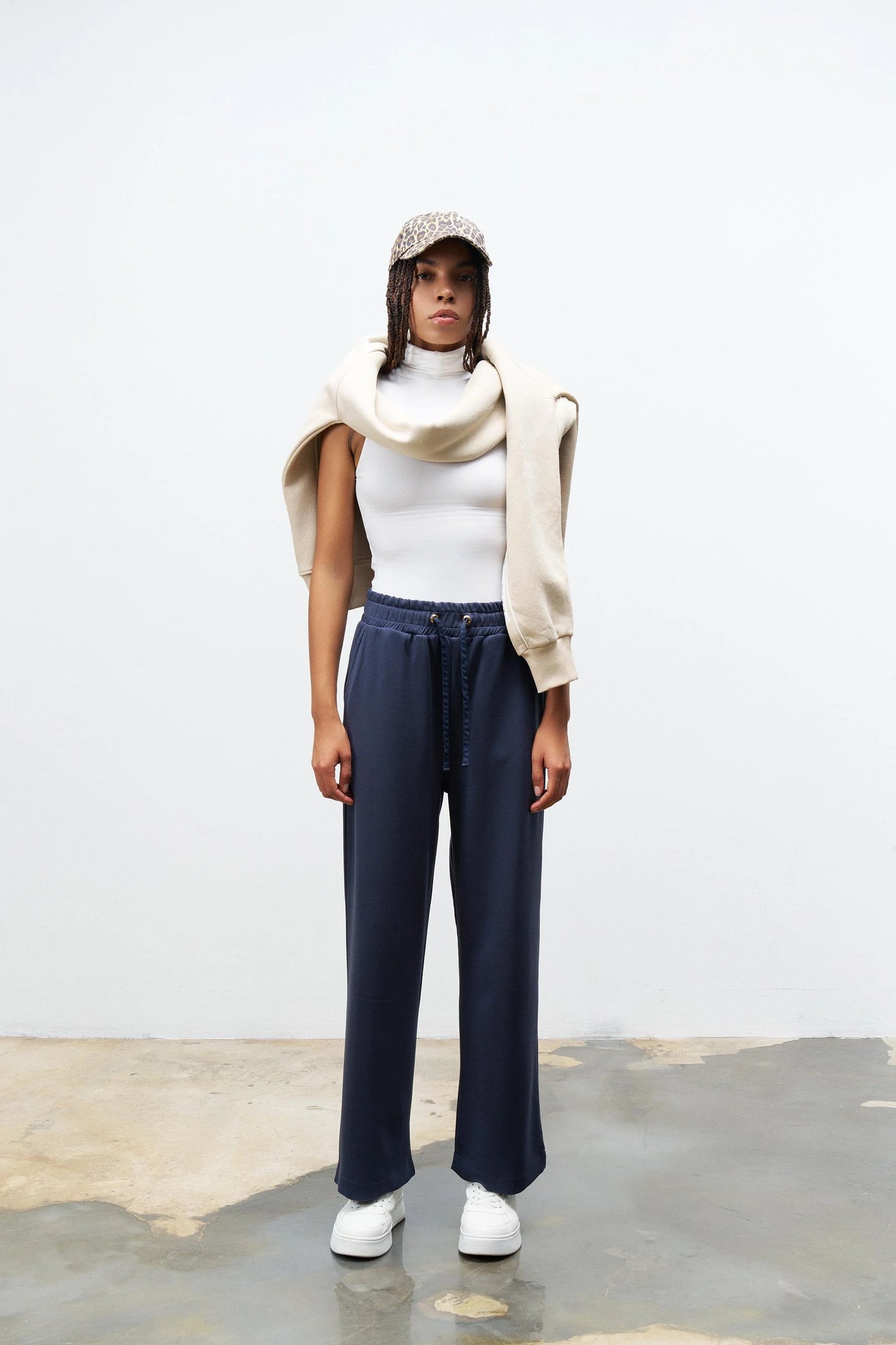 Comfortable Fit Trouser - Grey