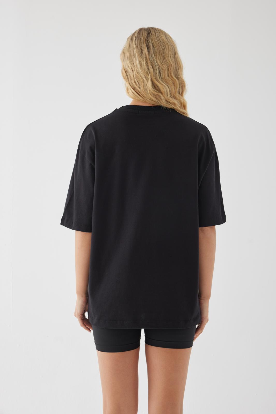 SERENITY OVERSIZE T-SHIRT BLACK