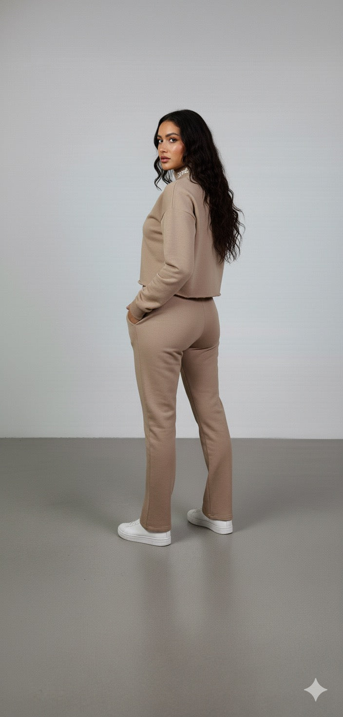 Biege Cropped Top Tracksuit