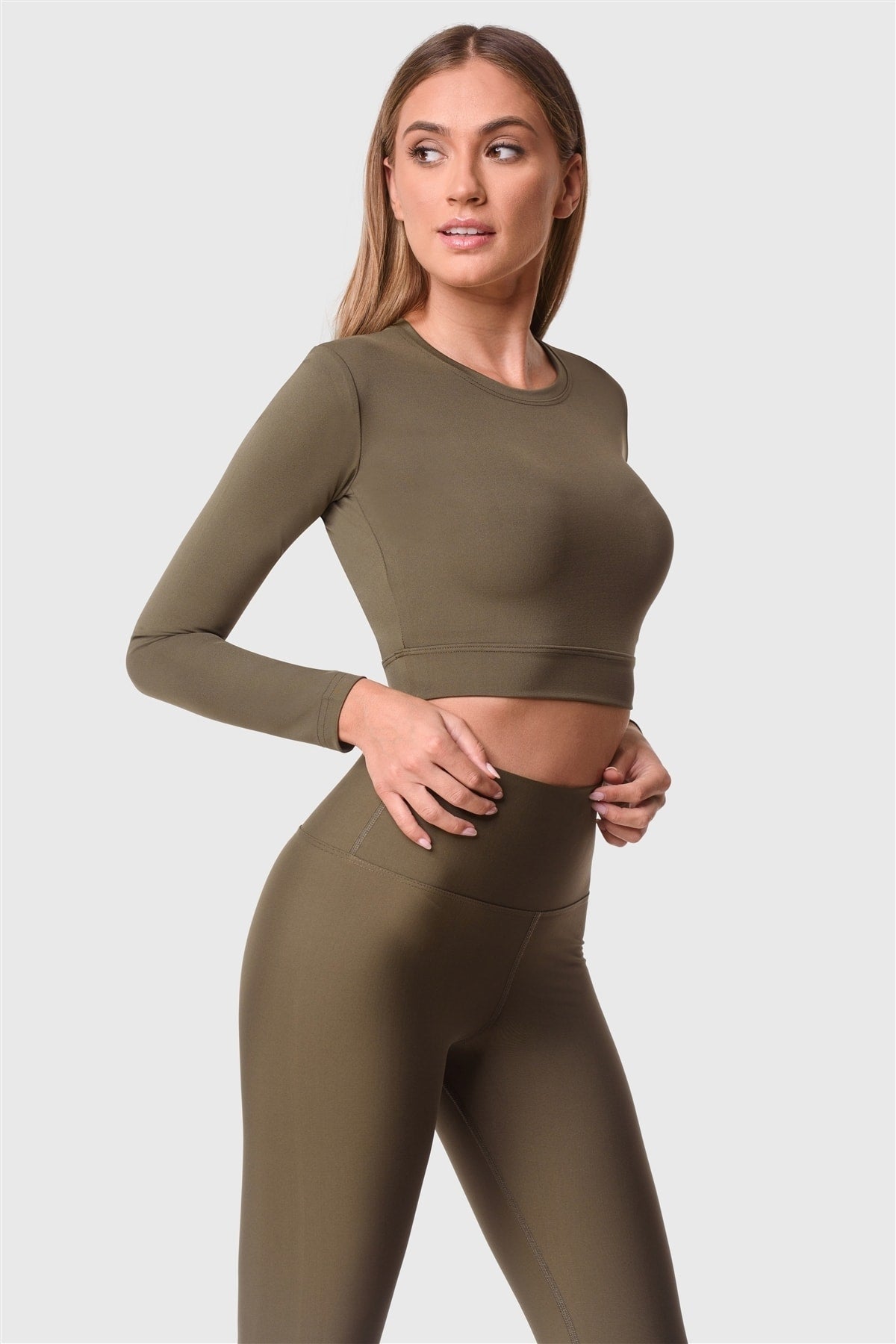 Long Sleeve Crop Top in Dark Green