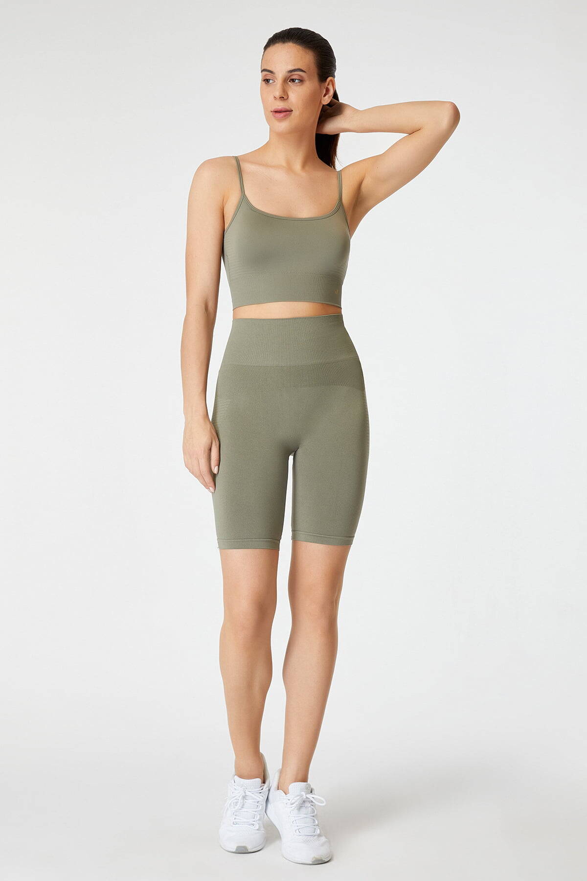 Vella Biker shorts in Green