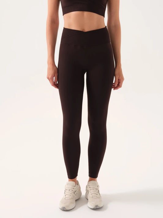 Motion Cross Waist Leggings / Brown