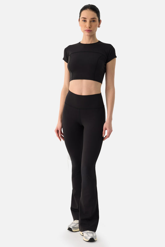 LIORA SOFT FLARE PANTS/ BLACk