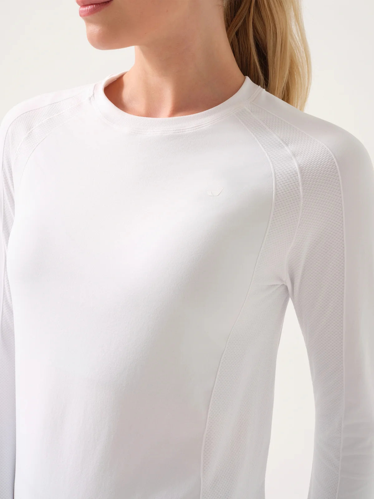 Motion Long-Sleeve T.shirt/ white