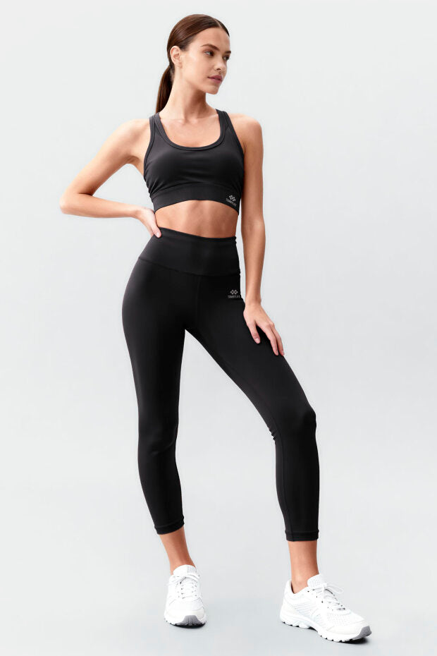 Black Slim-Fit Leggings Set with High-Waist Tummy Control and Criss-Cross Back Detail