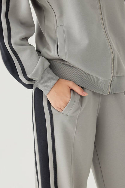 Stripe Detailed Zippered Grey Tracksuit