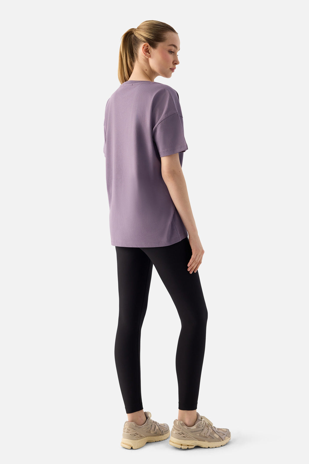 ELORA - RELAXED FIT OVERSIZED T-SHIRT D.LILAC